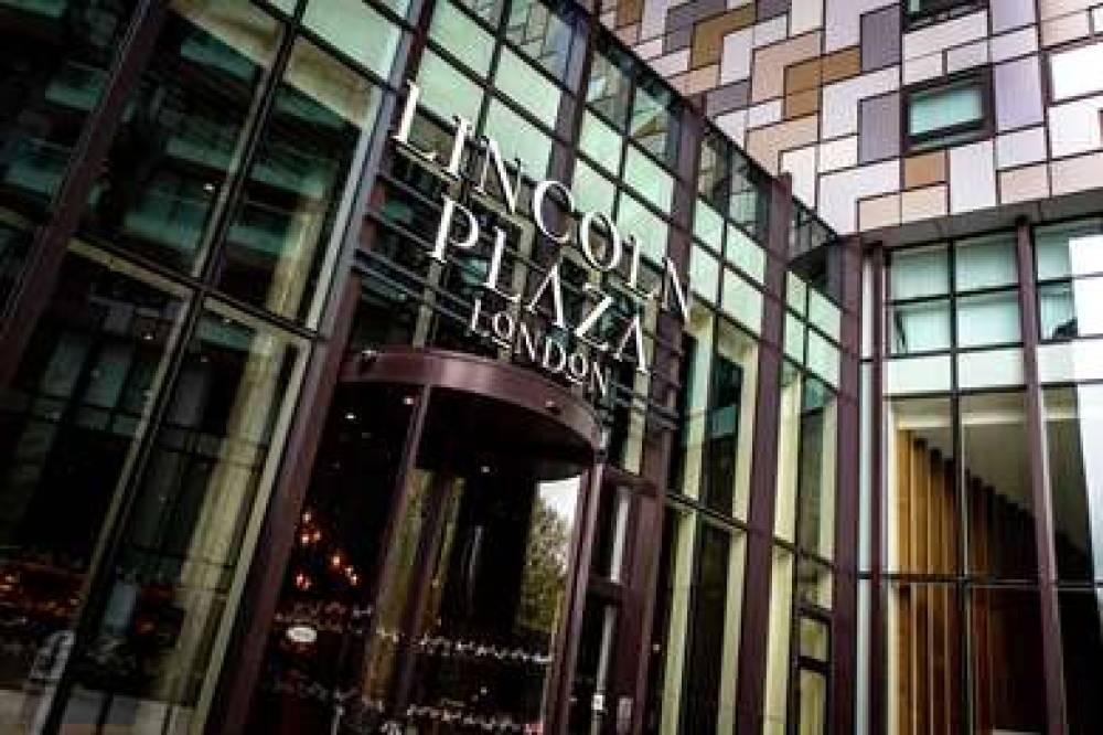 Lincoln Plaza London Curio Hilton