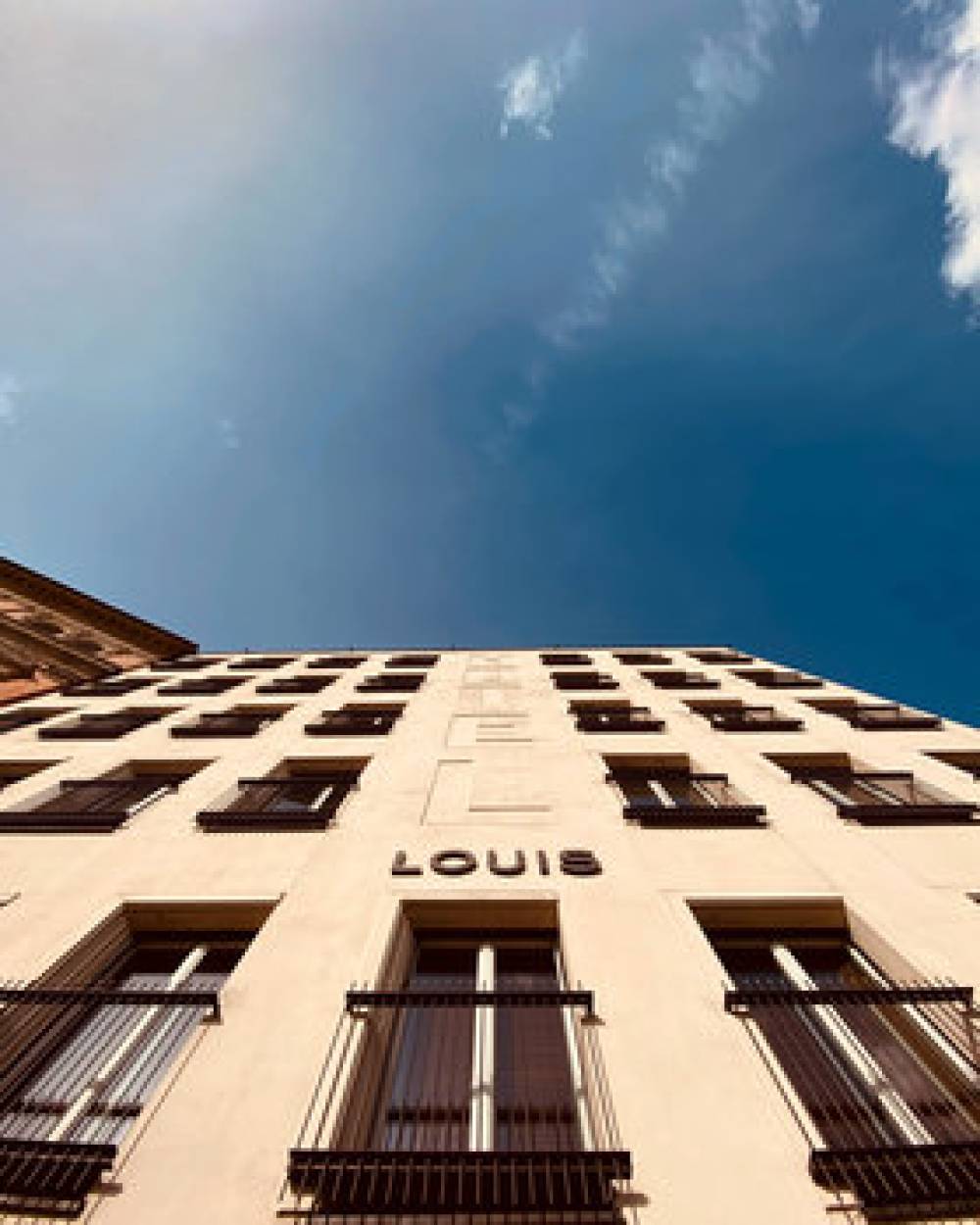 Louis Hotel 1