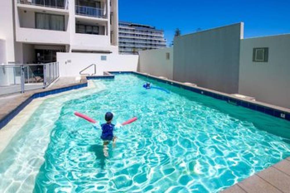 MACQUARIE WATERS APT HOTEL 2