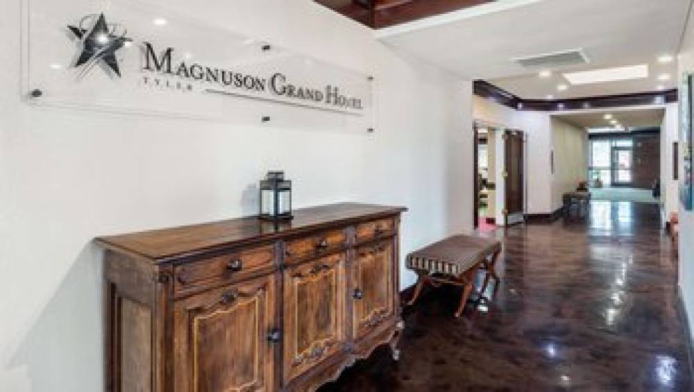 Magnuson Grand Hotel And Confe 10