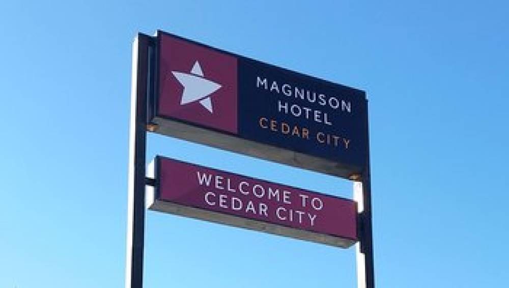 Magnuson Hotel Cedar City 8