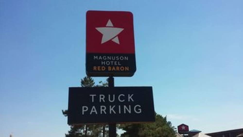 Magnuson Hotel Red Baron 2