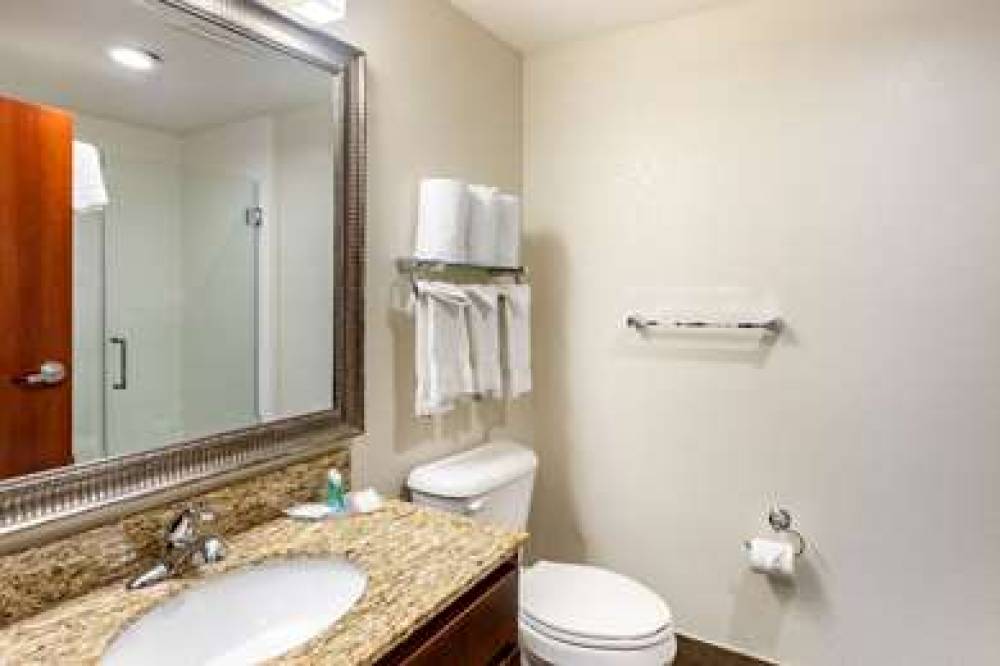 MainStay Suites Denver 10