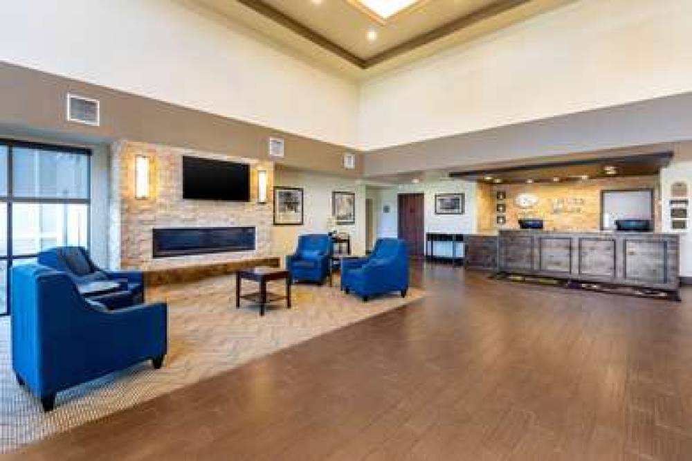 MainStay Suites Denver 5