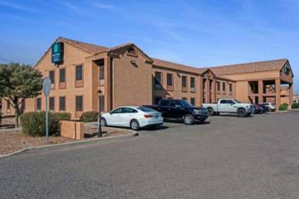 MainStay Suites Extended Stay Hotel Casa Grande 3