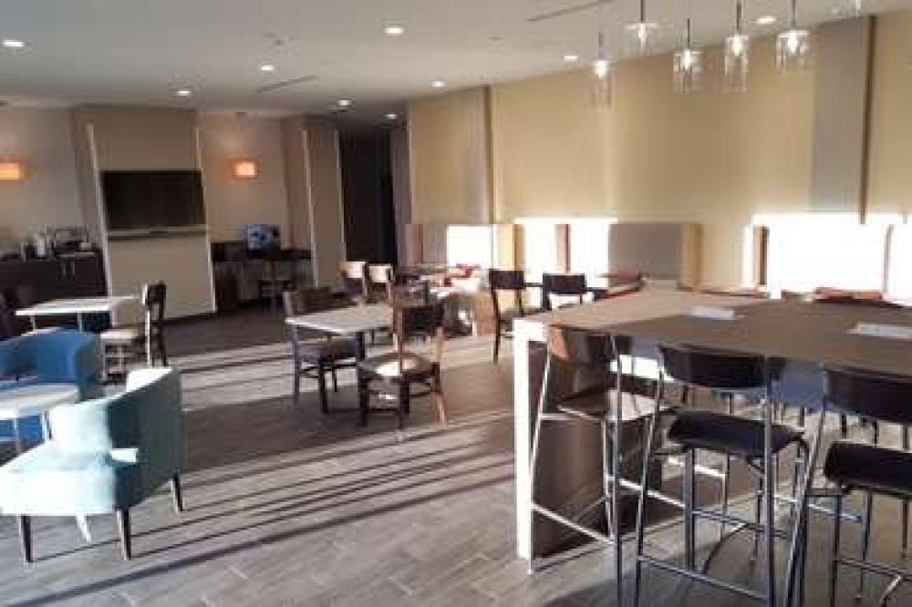 MAINSTAY SUITES GREAT FALLS AIRPORT 9