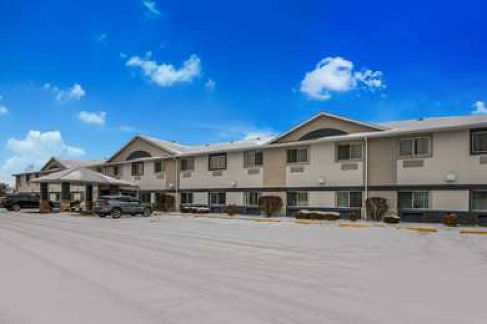 MAINSTAY SUITES JOLIET I-80 3