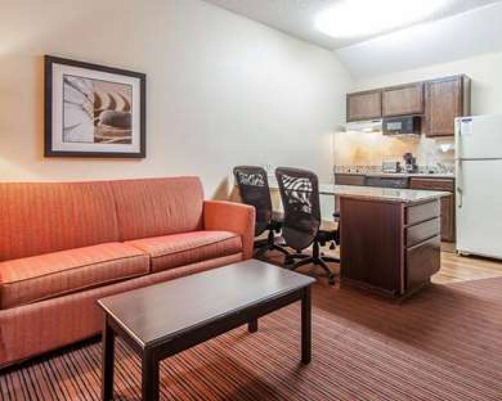 MainStay Suites Knoxville Airport 9