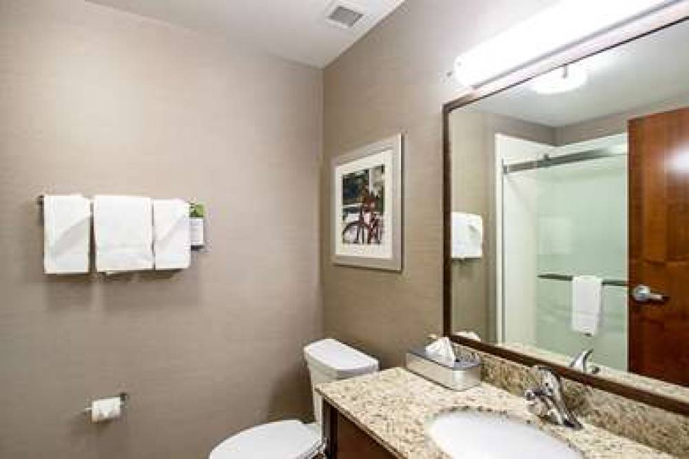 MAINSTAY SUITES MADISON - MONONA 7