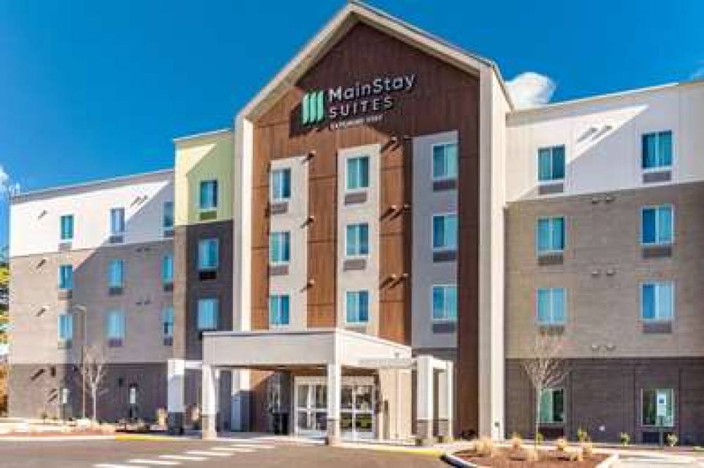 MAINSTAY SUITES MURFREESBORO 1