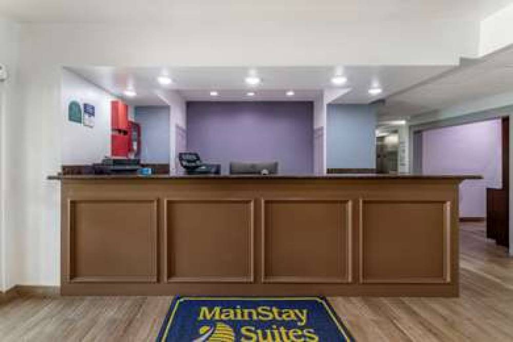 MainStay Suites 4