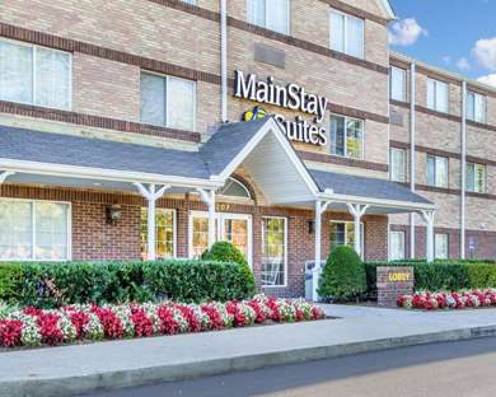 MainStay Suites 1