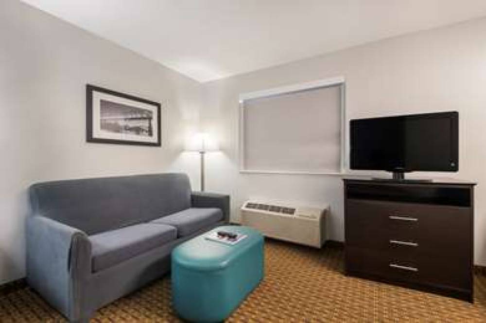 MainStay Suites 7