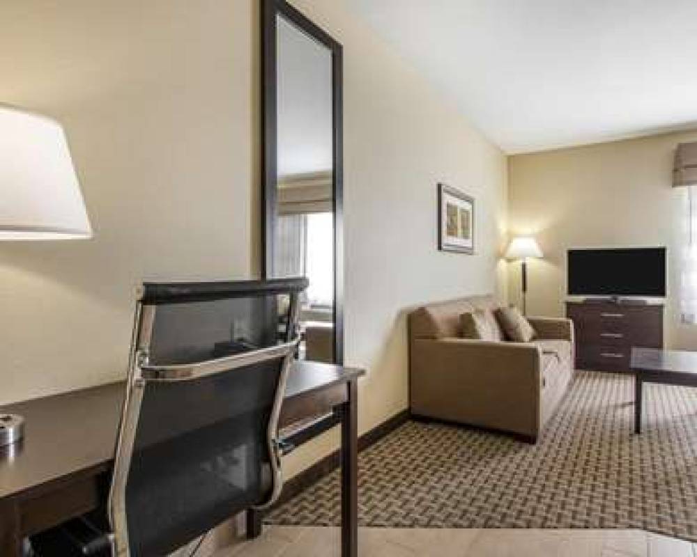 MAINSTAY SUITES 10