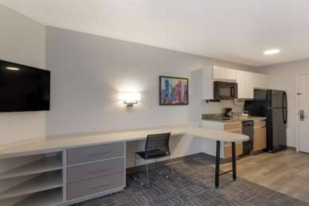 MAINSTAY SUITES RALEIGH - CARY 10