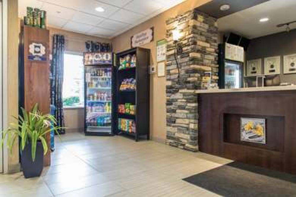 MainStay Suites Winnipeg 8