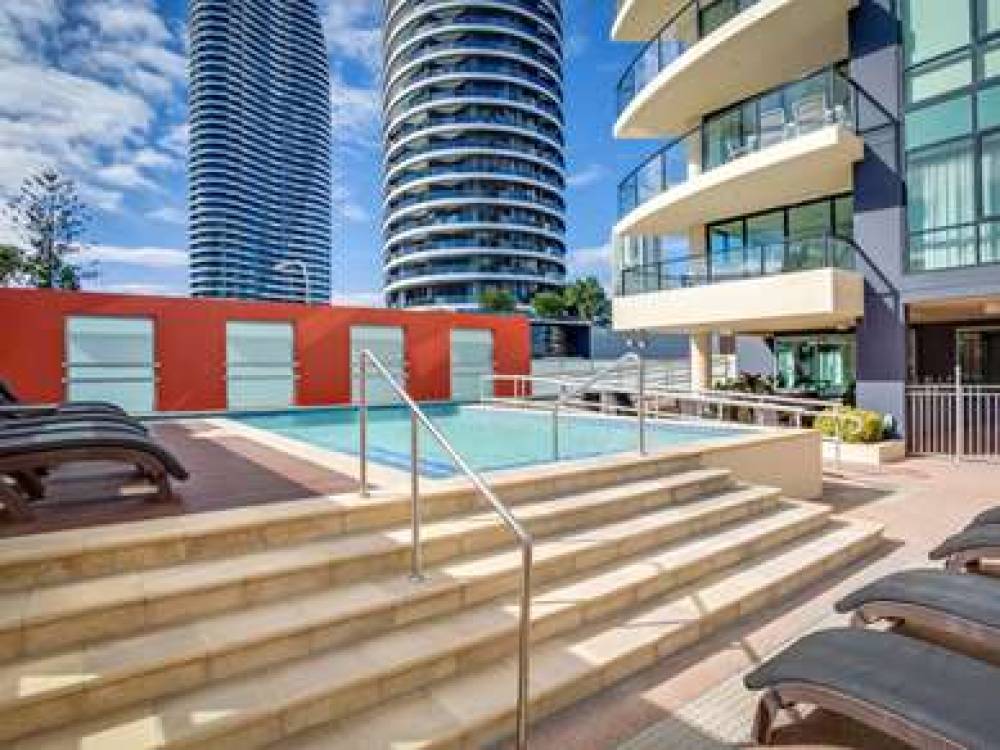 Mantra Broadbeach On The Park 6