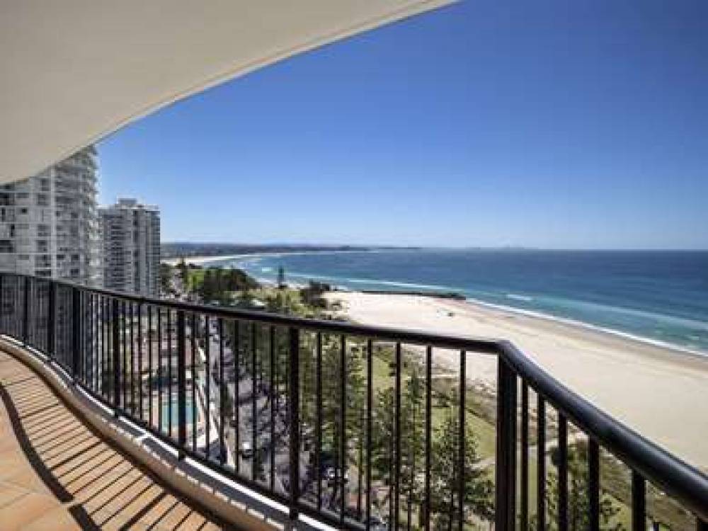 Mantra Coolangatta Beach 6