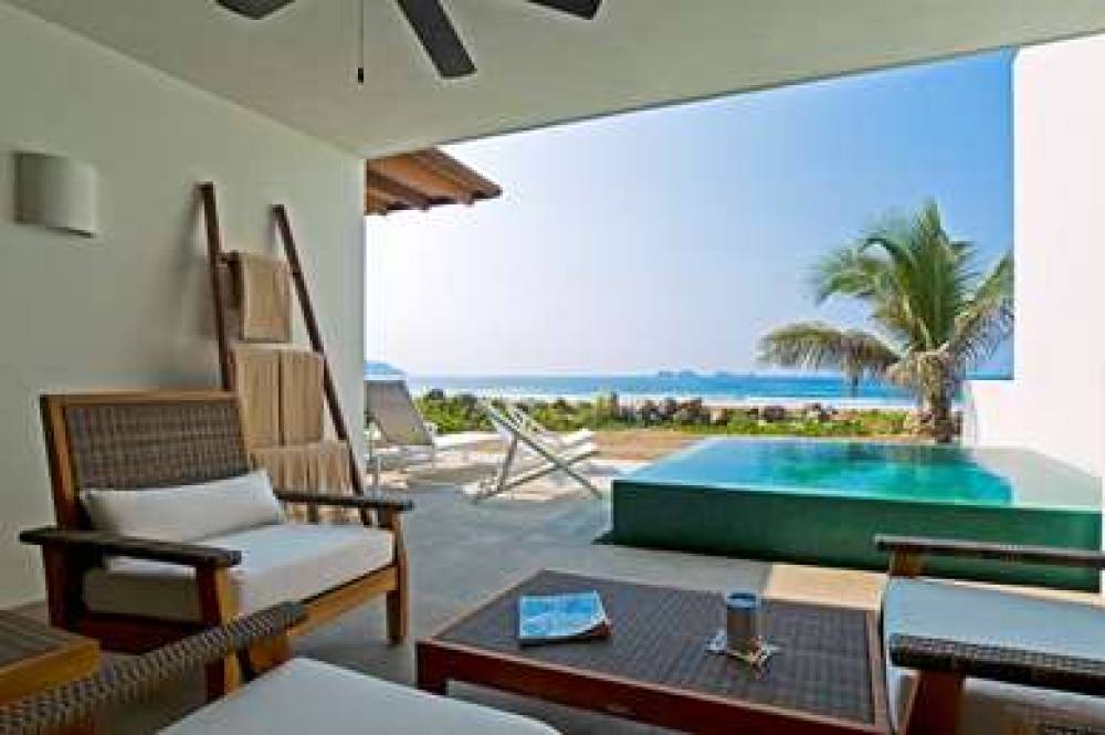 MAREA BEACHFRONT VILLAS 10