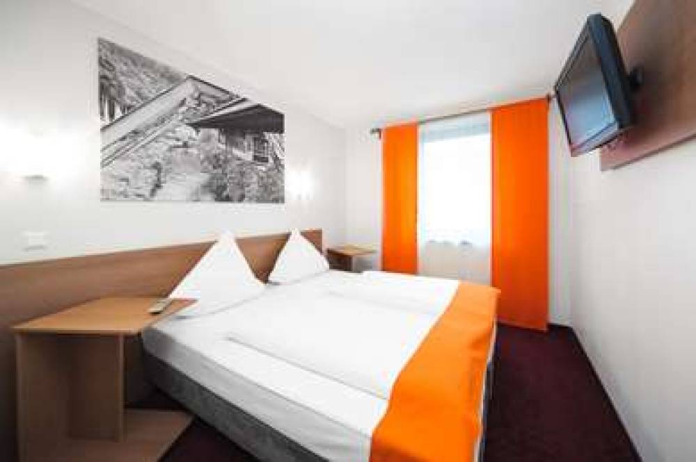 MCDREAMS HOTEL WUPPERTAL 8