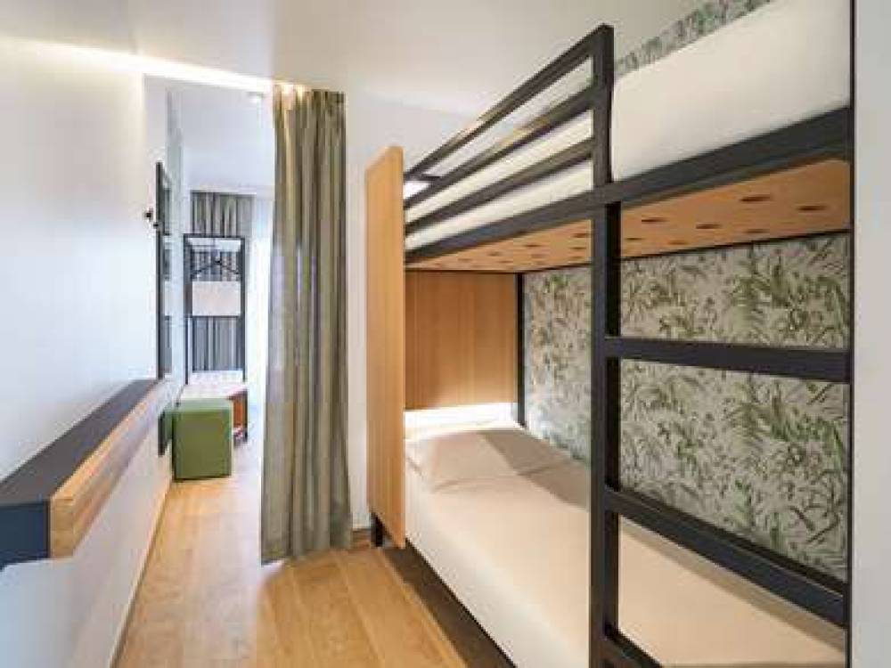 Mercure Avignon Gare TGV 9