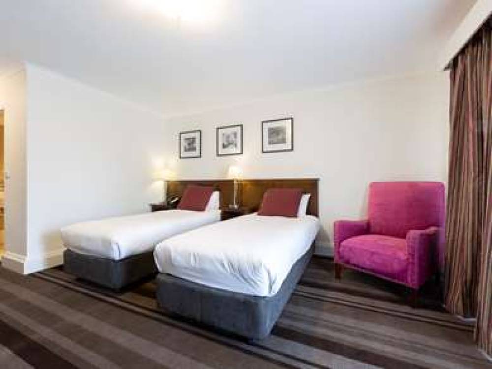 Mercure Canberra 9