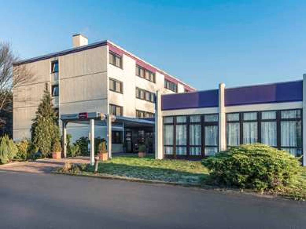 Mercure Hotel Duesseldorf Airport 1