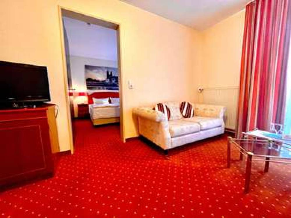 Mercure Hotel Plaza Magdeburg 8