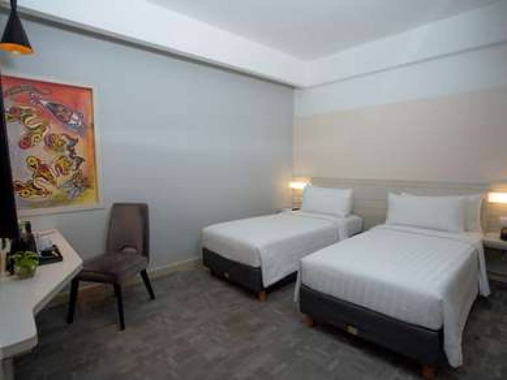 Mercure Jayapura 7