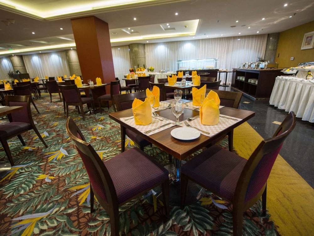 Mercure Jeddah Al Hamra 4