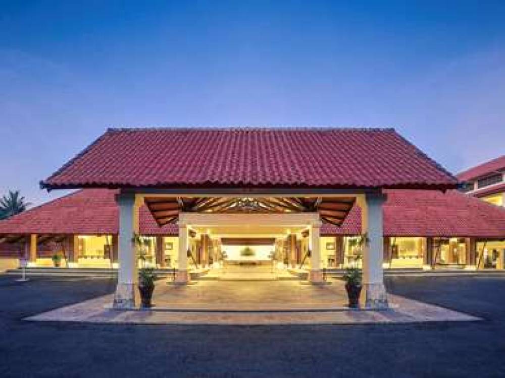 Mercure Manado Tateli Resort And Convention 1