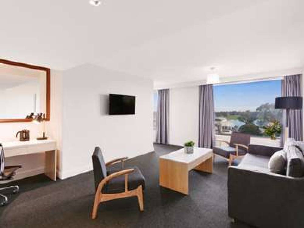 Mercure Melbourne Albert Park 9