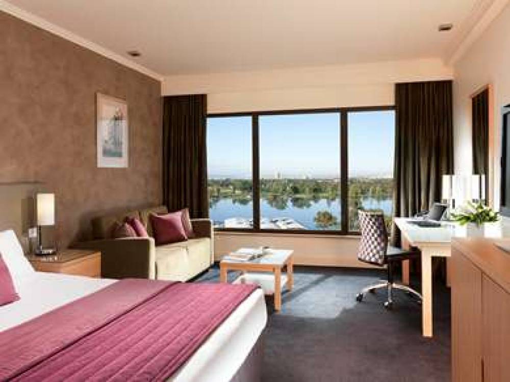 Mercure Melbourne Albert Park 7