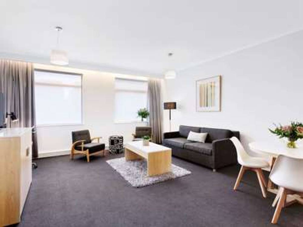 Mercure Melbourne Albert Park 6