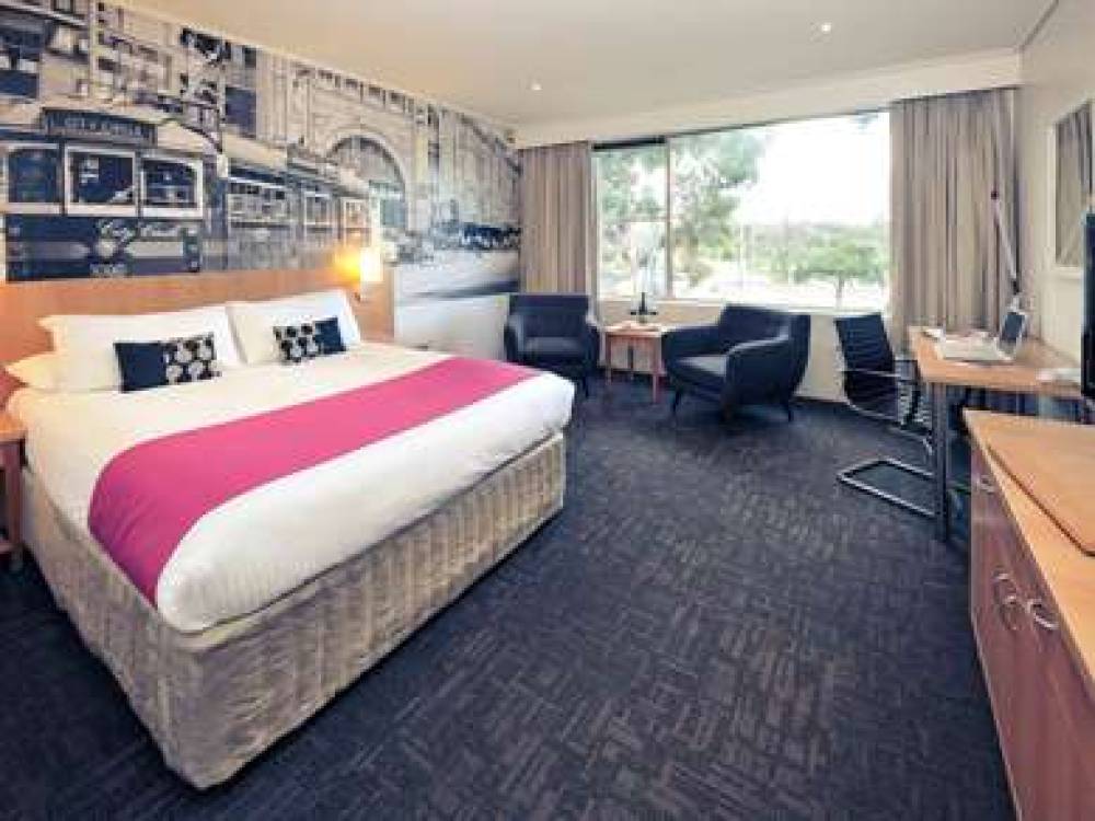 Mercure North Melbourne 4