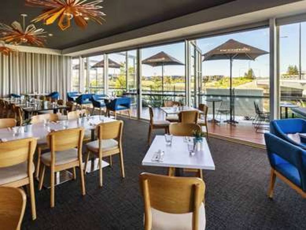 Mercure Sunshine Coast Kawana Waters