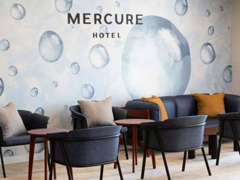 Mercure Sydney Blacktown 1