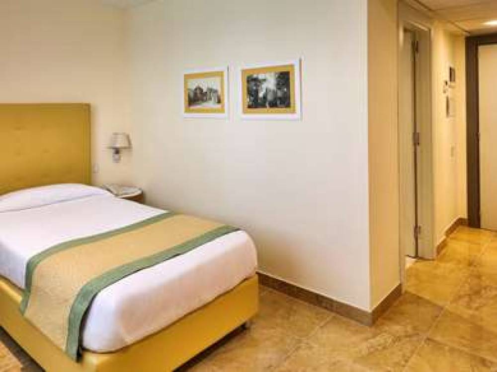 Mercure Villa Romanazzi Carducci Bari 8