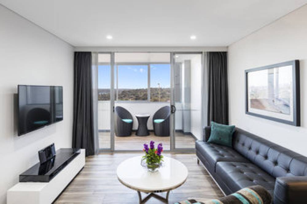 MERITON SUITES BONDI JUNCTION 2