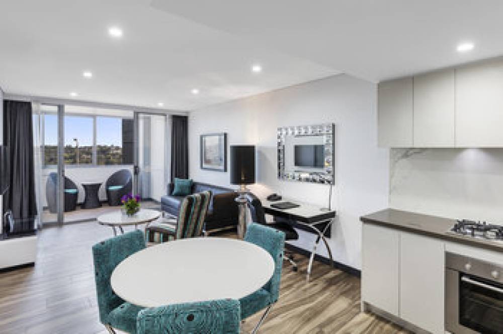 MERITON SUITES BONDI JUNCTION 8