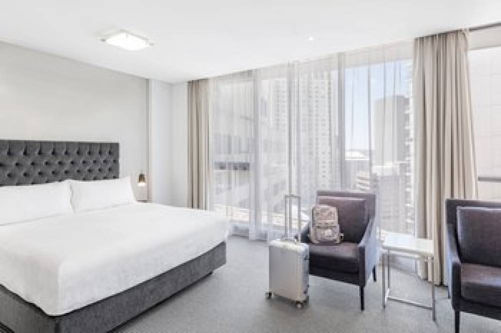 Meriton Suites Campbell Street