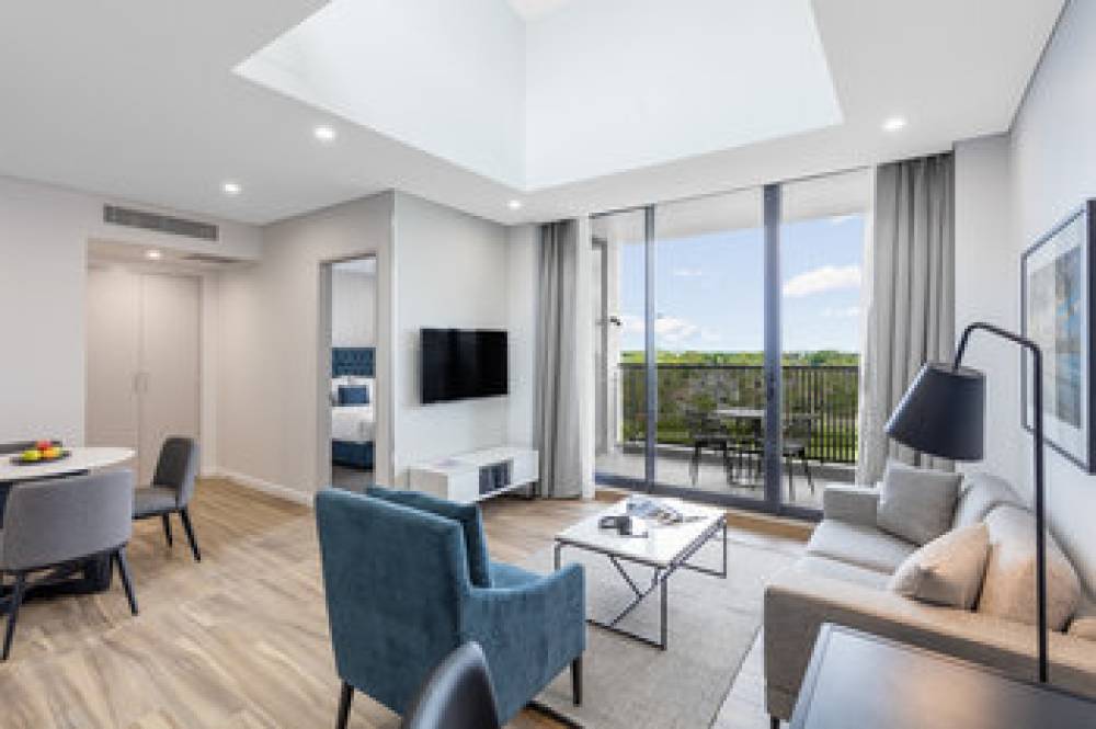 MERITON SUITES COWARD STREET 1