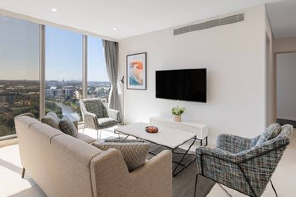 MERITON SUITES GEORGE STREET 5