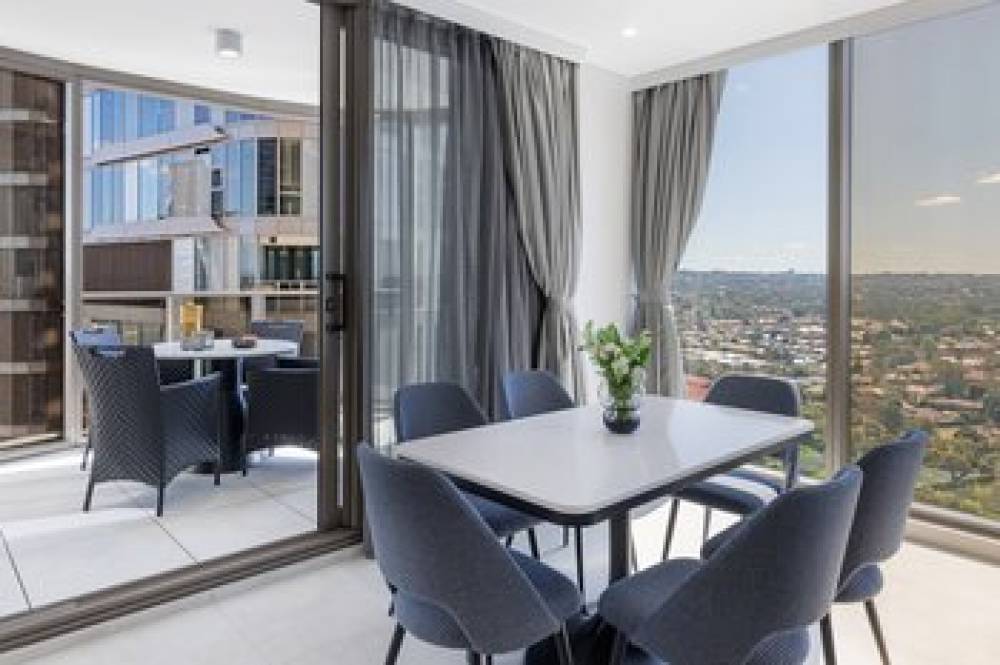 MERITON SUITES GEORGE STREET 3