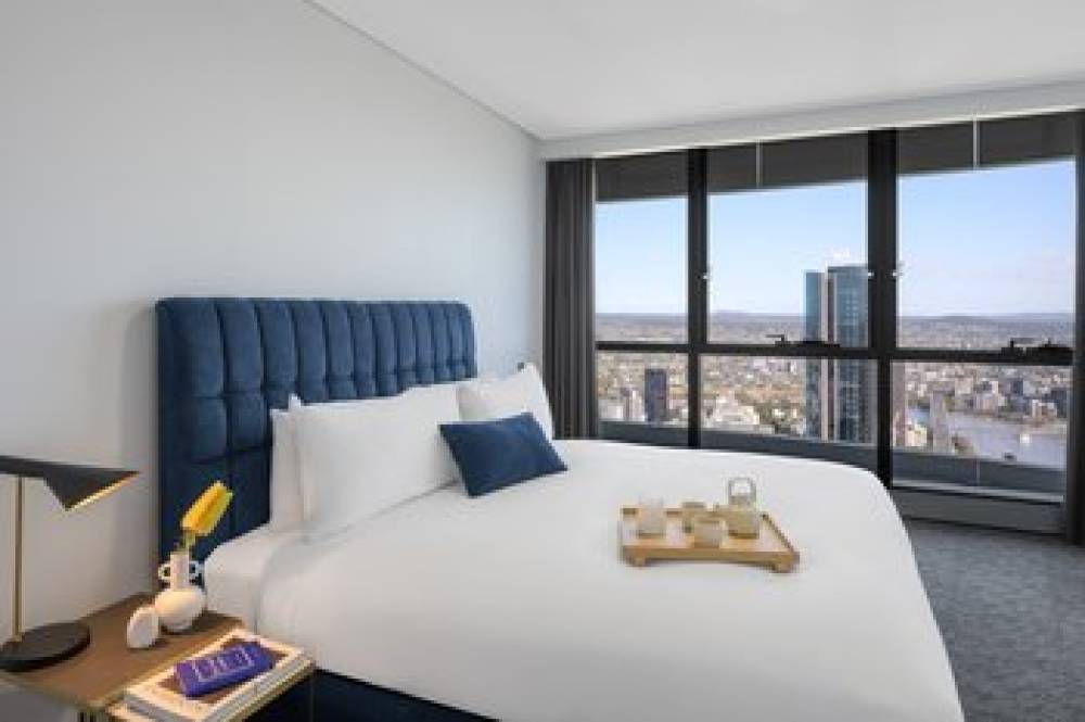 MERITON SUITES HERSCHEL STREET 9