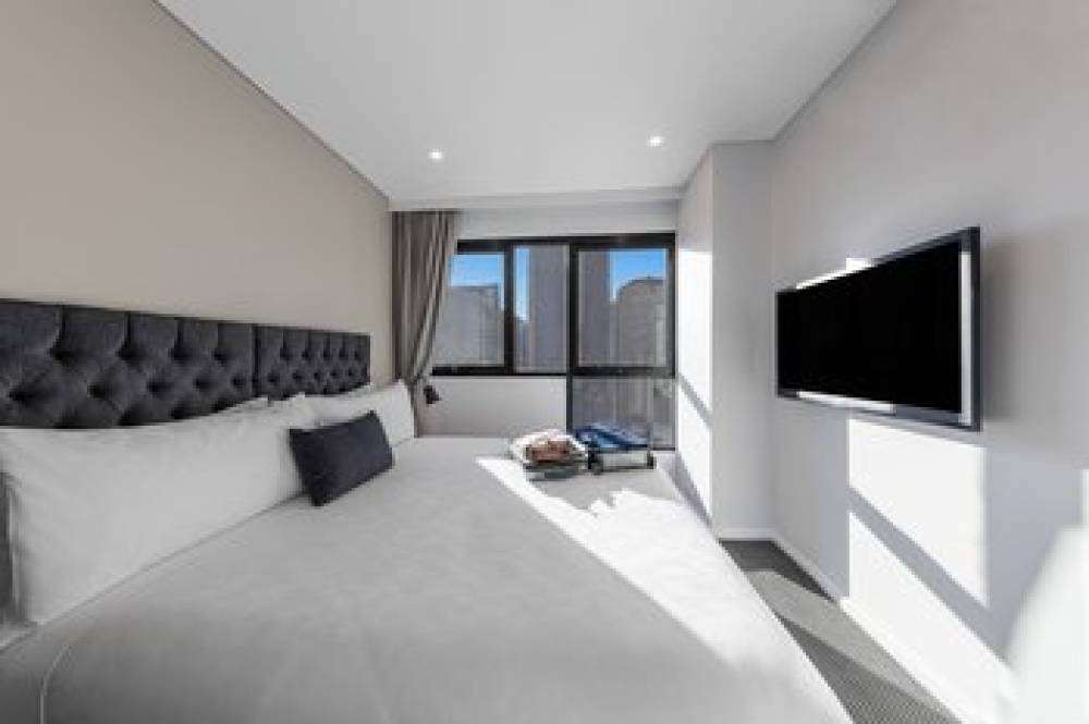 MERITON SUITES KENT STREET 8