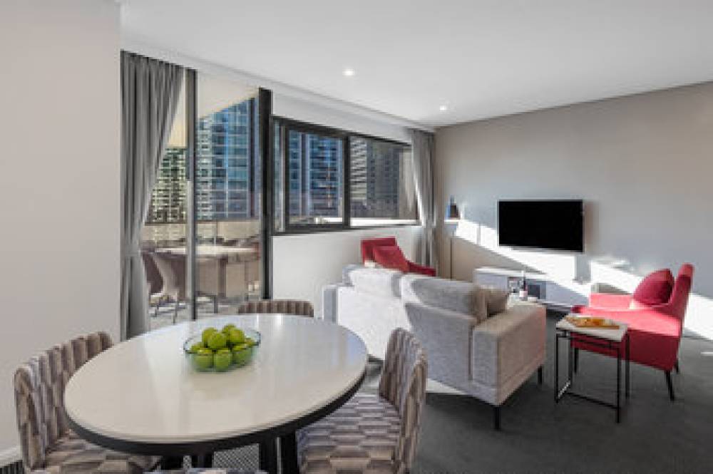 MERITON SUITES KENT STREET 7