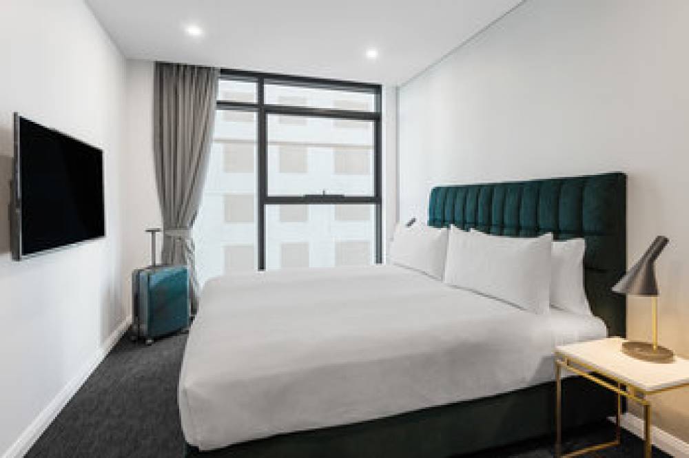 MERITON SUITES SUSSEX STREET 4