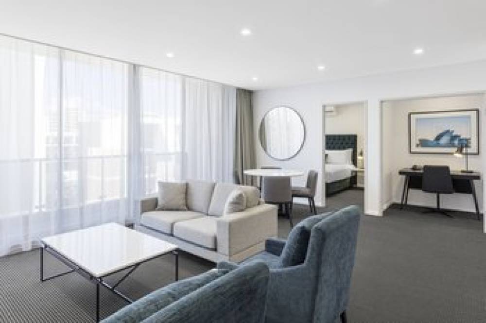 MERITON SUITES WATERLOO 5