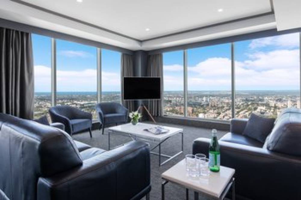 MERITON SUITES WORLD TOWER 7